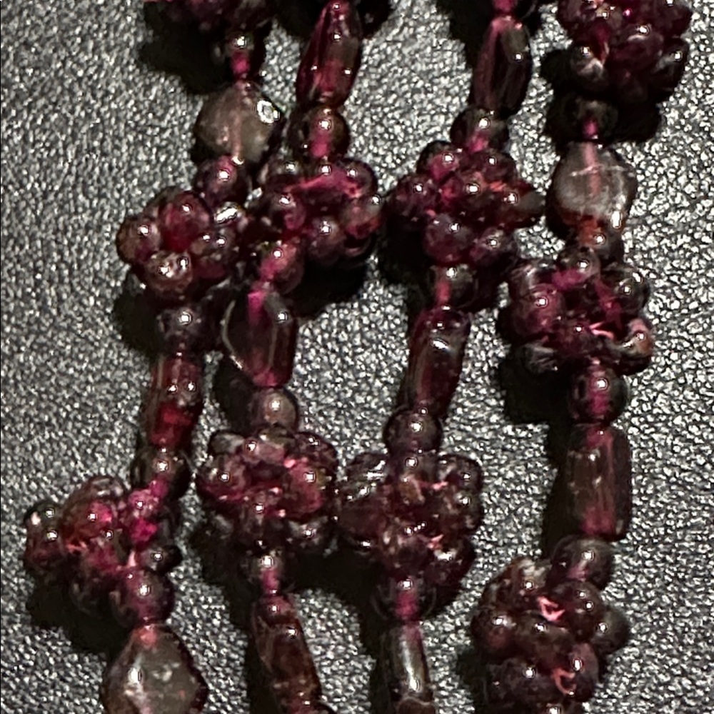 Gorgeous Polished Garnet Cluster Continuous Strand Vintage Necklace - Picture 7 of 12